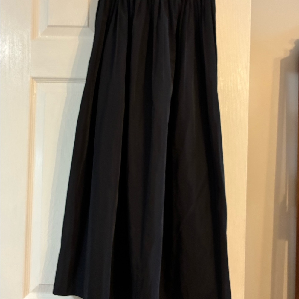 Uniqlo Navy A-Line Satin midi Skirt - Picture 2 of 3